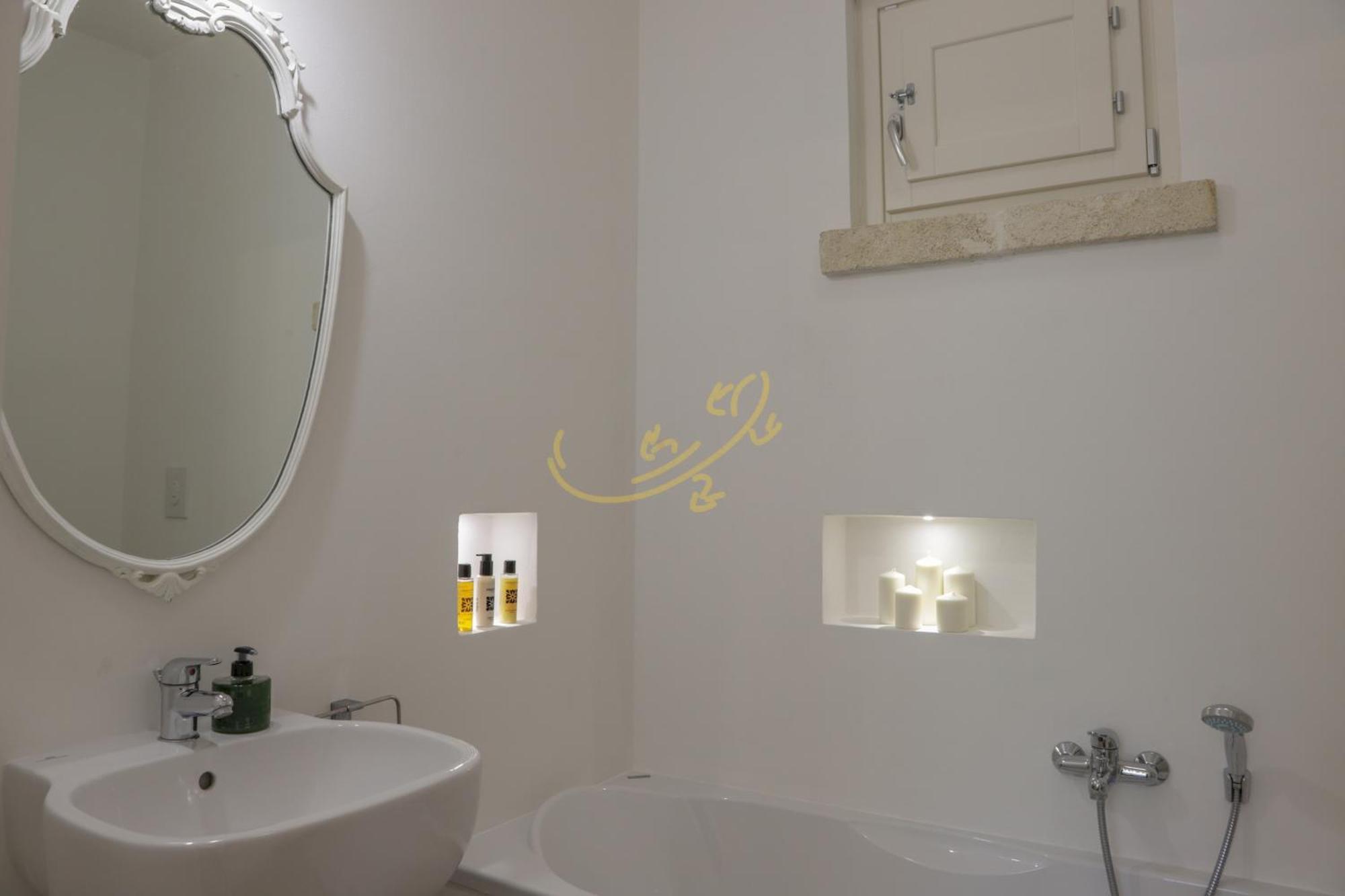 Td Dimora Del Giglio With Organic Garden With Pool Ostuni Exterior foto