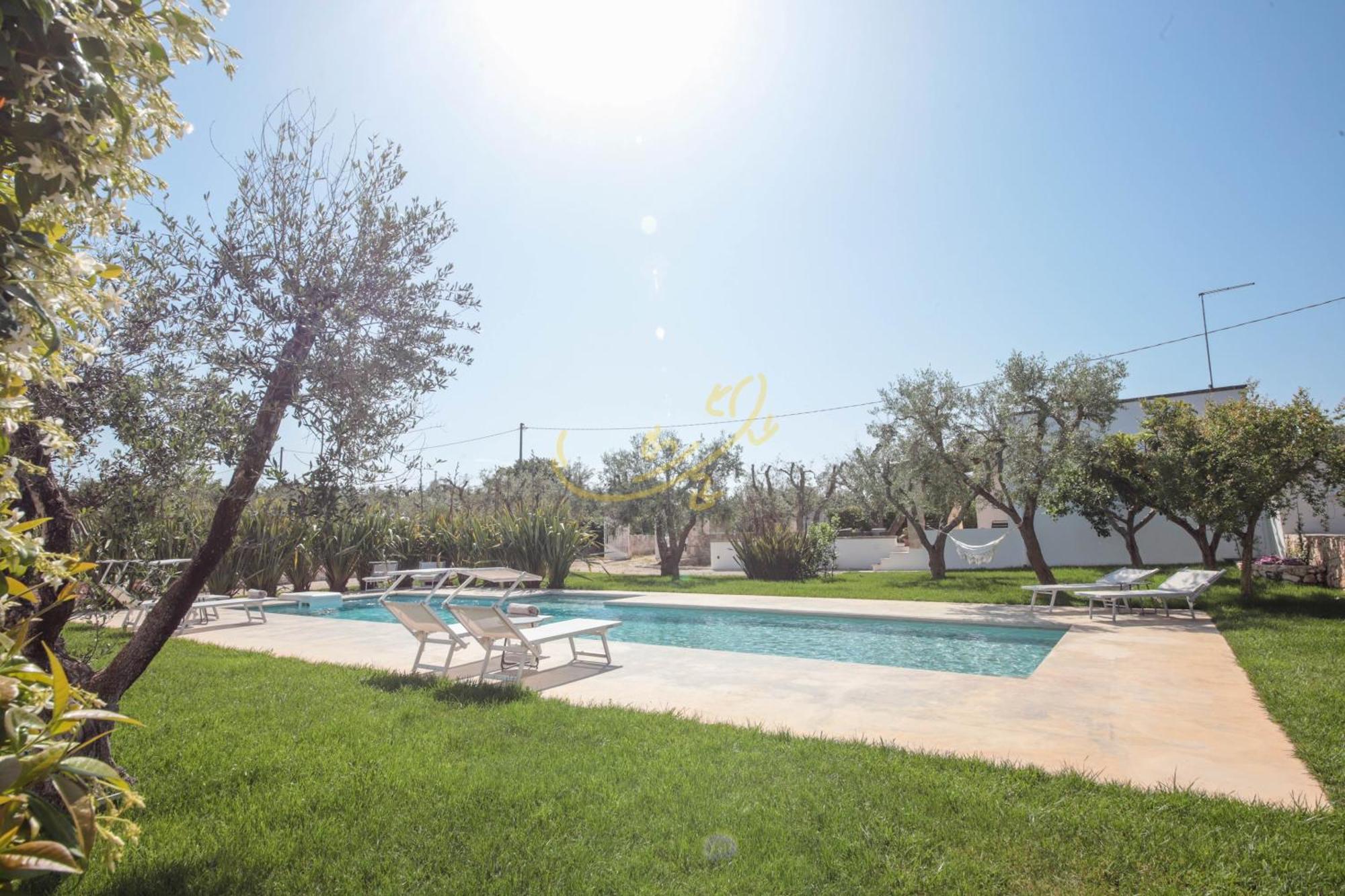 Td Dimora Del Giglio With Organic Garden With Pool Ostuni Exterior foto