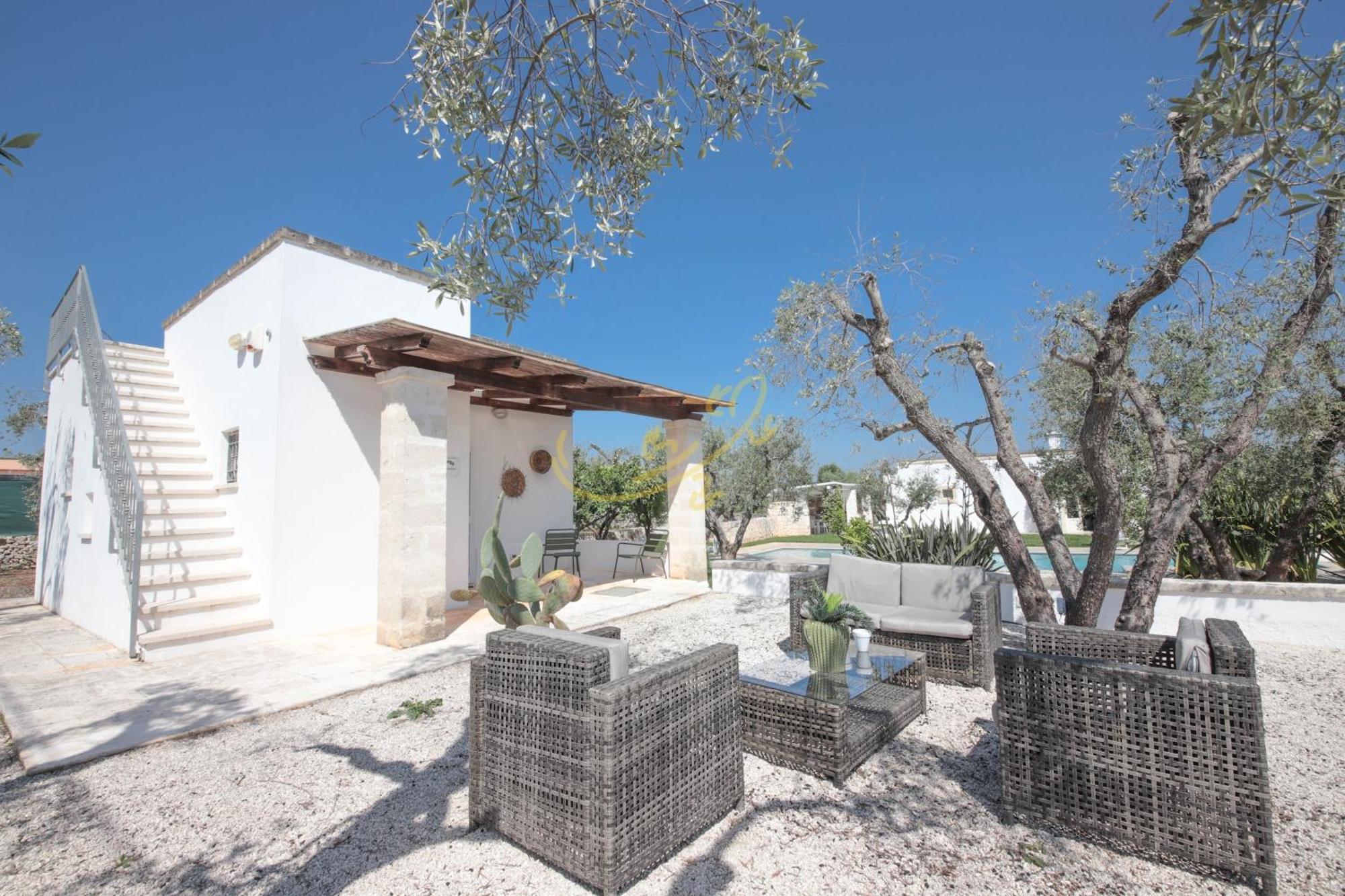 Td Dimora Del Giglio With Organic Garden With Pool Ostuni Exterior foto