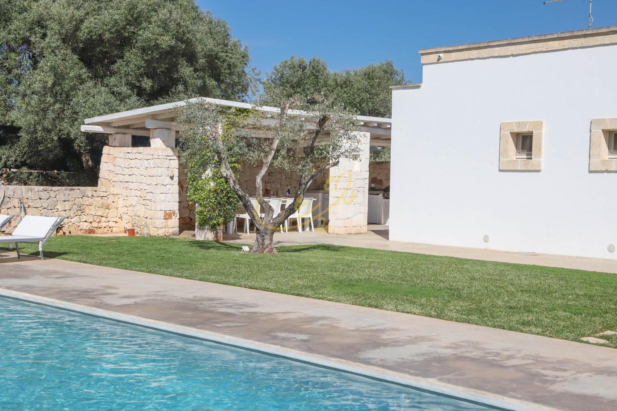 Td Dimora Del Giglio With Organic Garden With Pool Ostuni Exterior foto