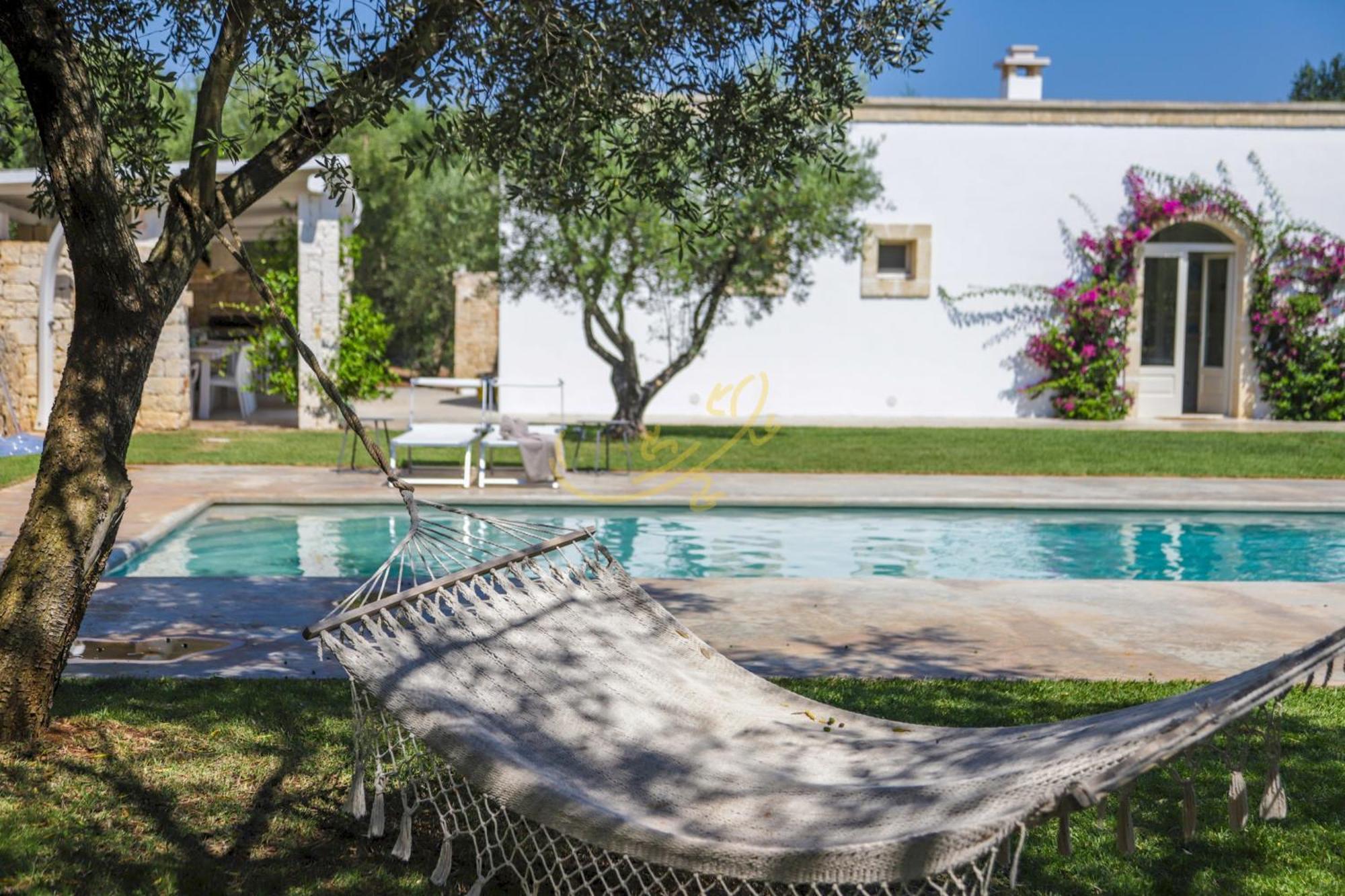 Td Dimora Del Giglio With Organic Garden With Pool Ostuni Exterior foto