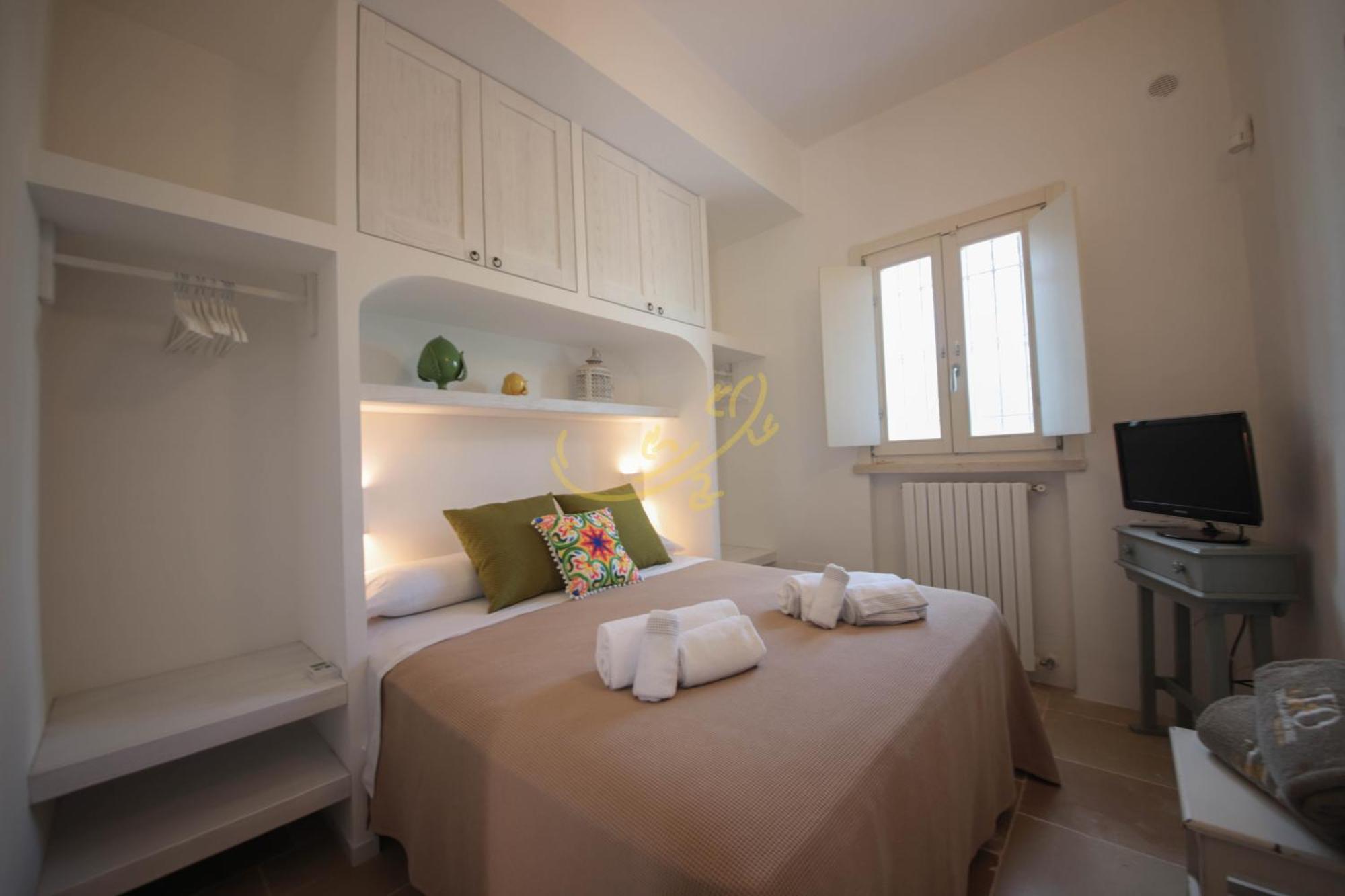 Td Dimora Del Giglio With Organic Garden With Pool Ostuni Exterior foto